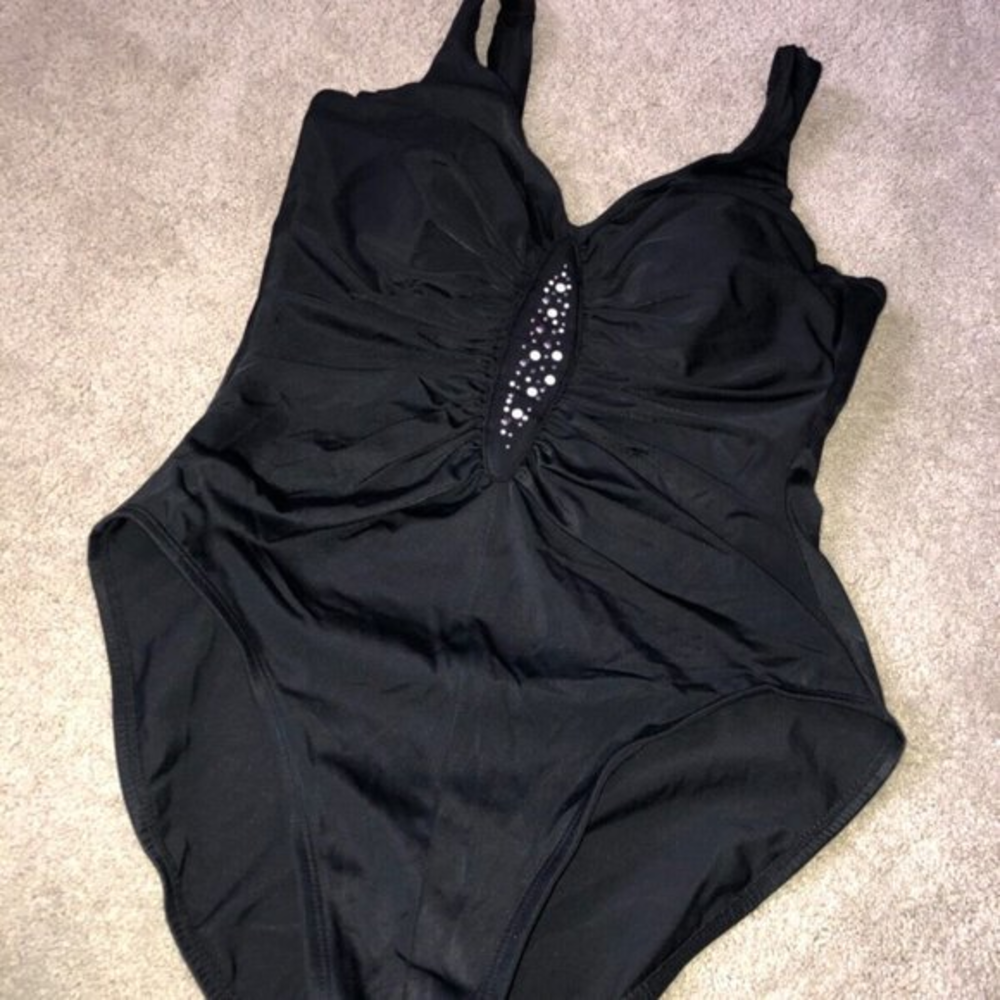 Trimshaper One Piece Swimsuit Size‎ 12 Black